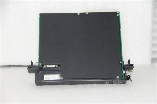 GE IC697CPX772