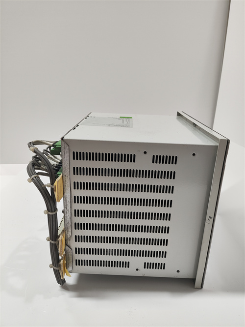 ABB RET670 1MRK002816-AB — изображение 4